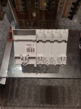 INTERRUPTOR CON BLOQUE VIGI