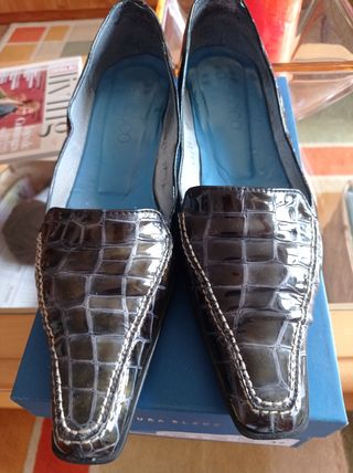 zapatos Charol azul 