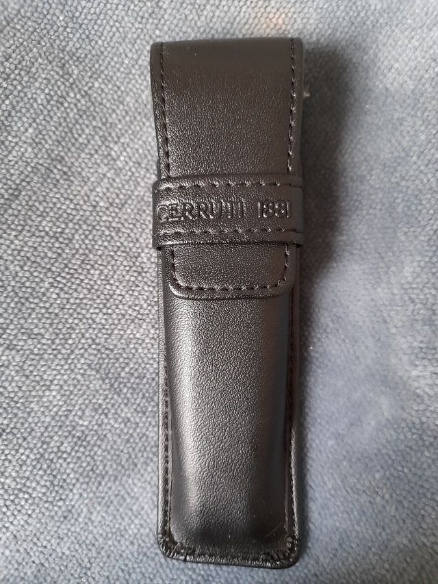 Pluma y bolígrafo Cerruti