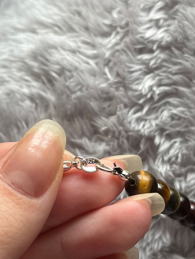 Collar de bolas de ojo de tigre