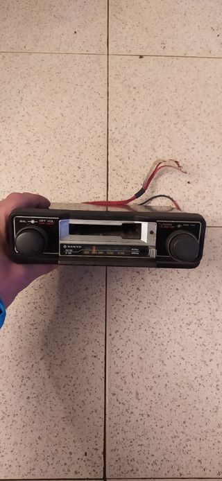 Auto radio cassette Sanyo FT 4008N...Vintage