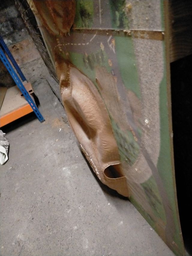 maqueta de tren madera con tunel ,1,50 X 1 mt de m