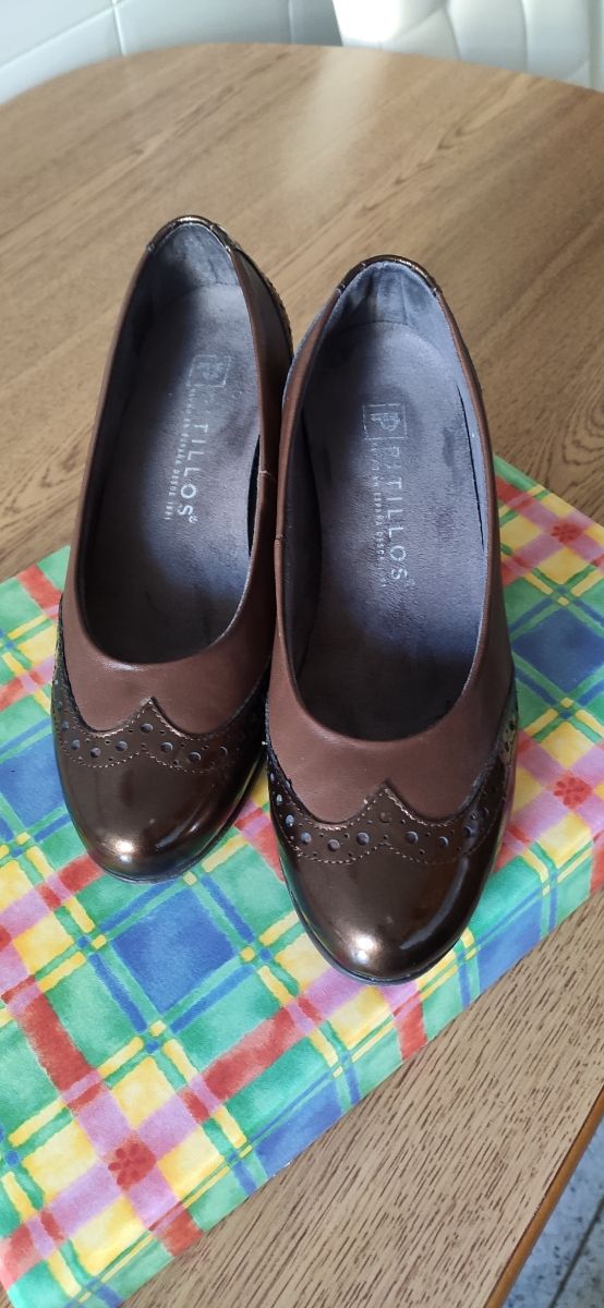 Zapatos piel.