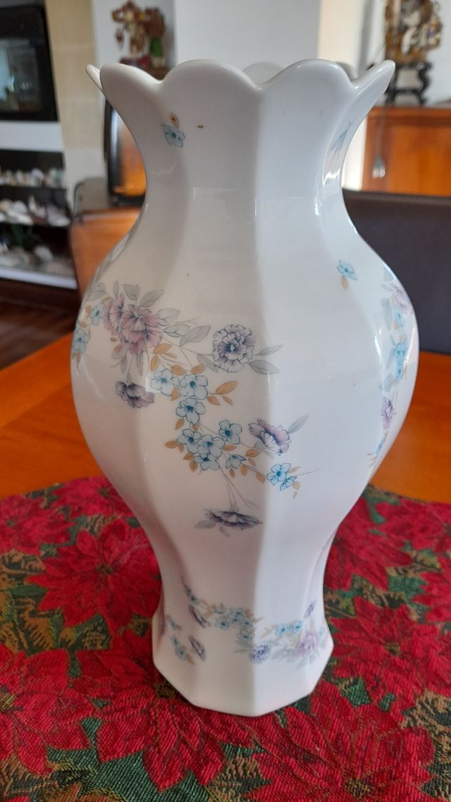 vaso vintage in porcellana