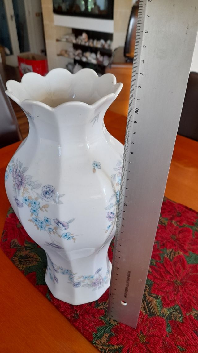 vaso vintage in porcellana