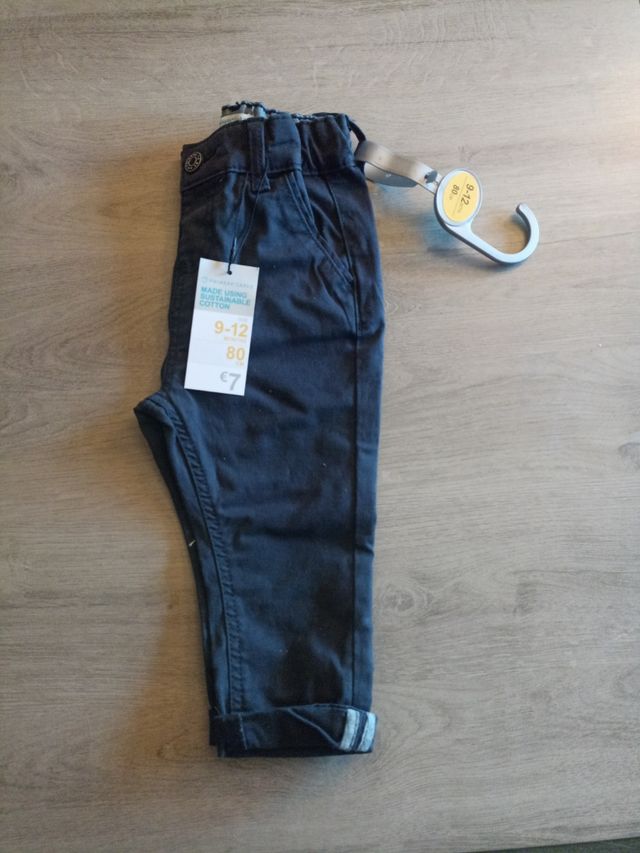 pantalón bebé SIN ESTRENAR 9-12 M