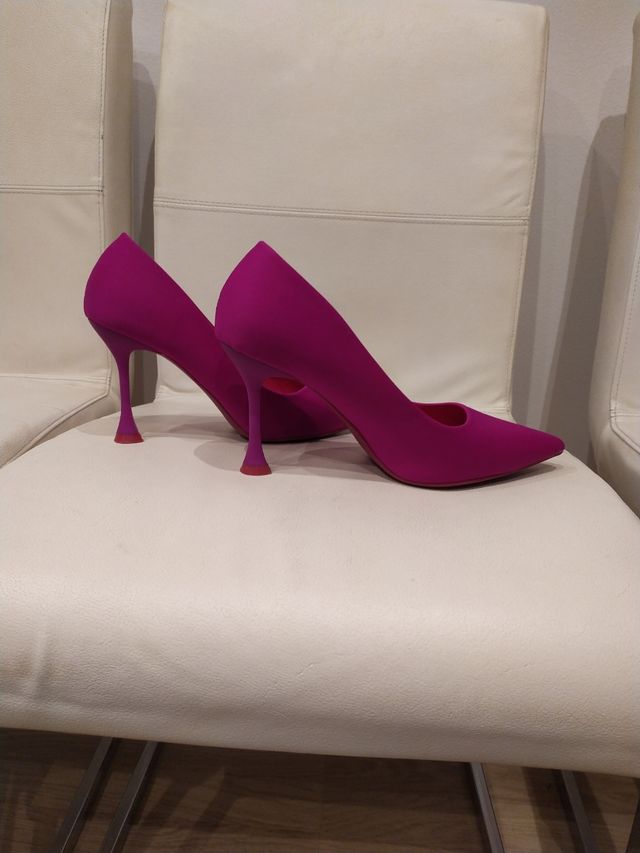 tacones fucsia