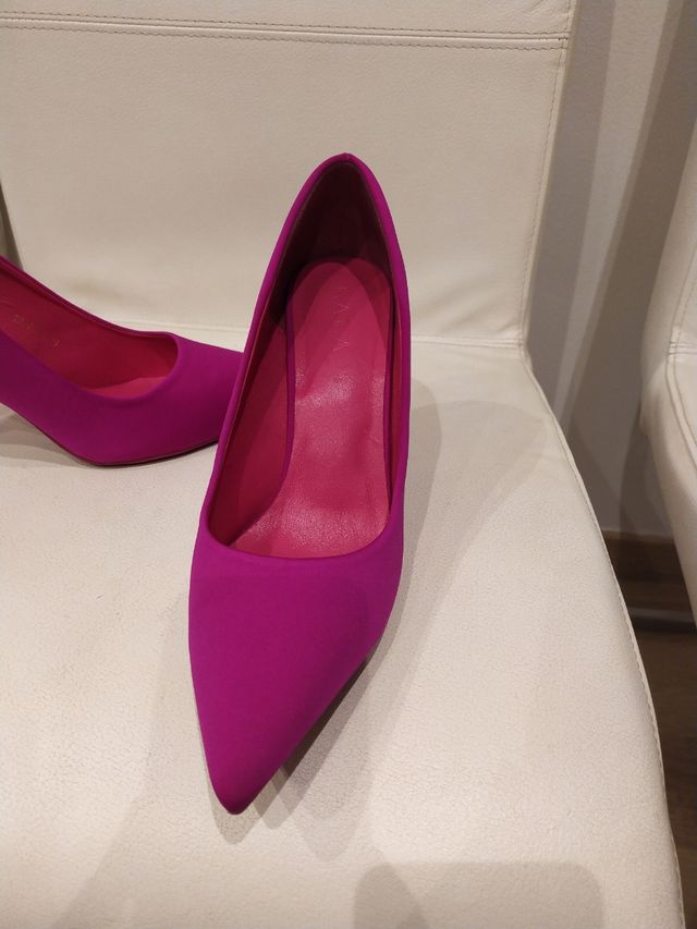 tacones fucsia