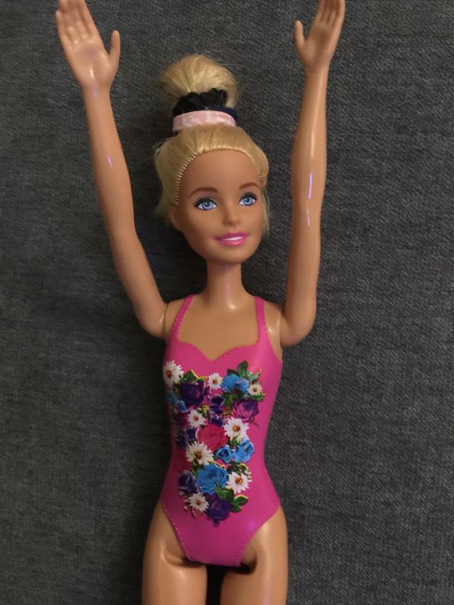 Muñeca Barbie nadadora de segunda mano por EUR en Madrid