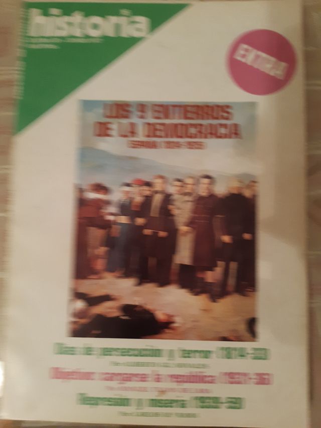 11 número extra de la revista Historia 16.