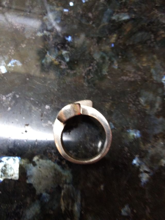 anillo sólido de plata
