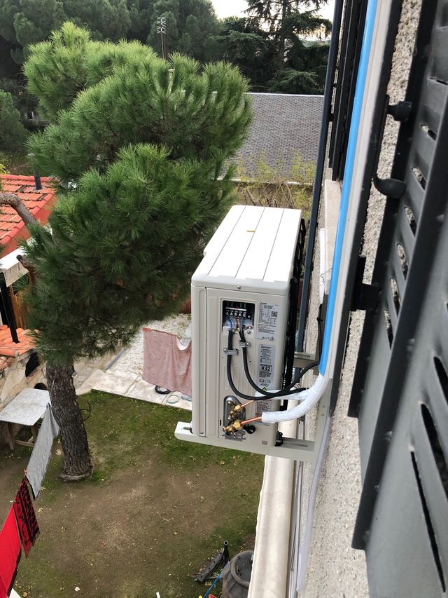 INSTALADOR AIRE ACONDICIONADO