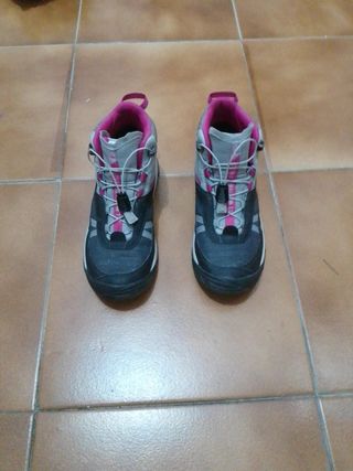 Zapatillas de montaña 36