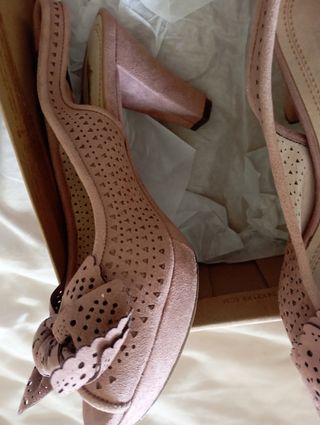 Zapatos sandalia tacon rosa 
