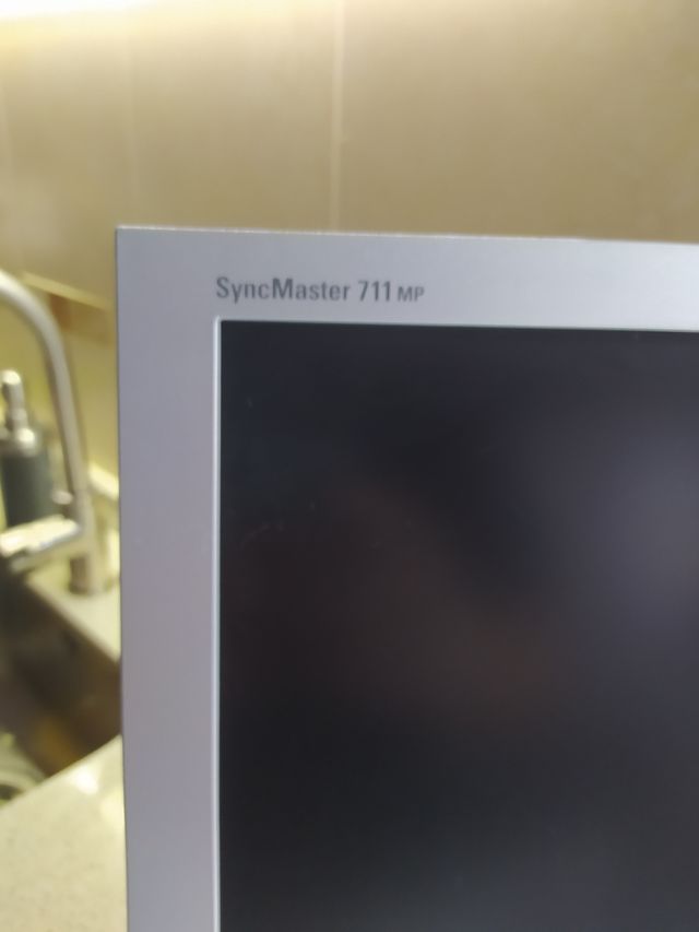 monitor Samsung y tdt