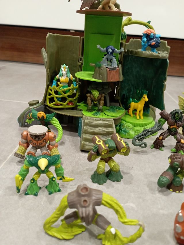 Figuras Gormiti casa del árbol