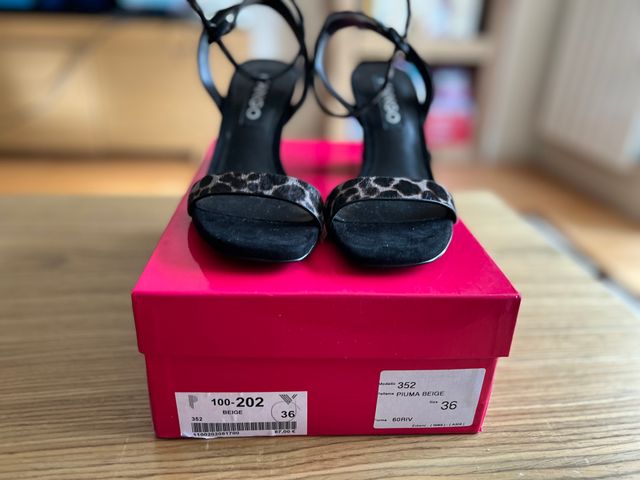 Igual que nuevos: Zapatos Mango T36