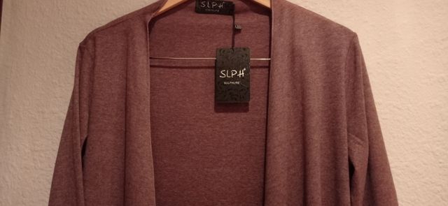 CHAQUETA DISEÑADA EN ESPAÑA CON ETIQUETA TALLA 42