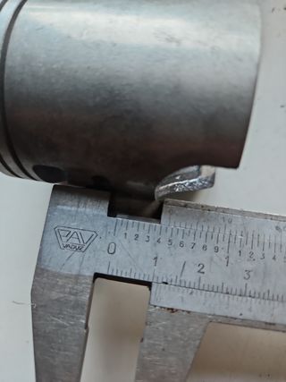 PISTON HONDA CRM 75
