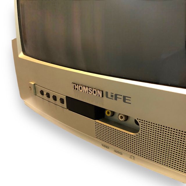 THOMSON TV pequeña 14"