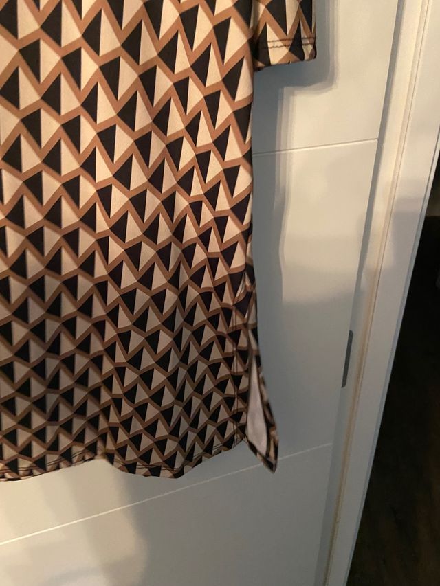 Vestido geométrico cuello polo