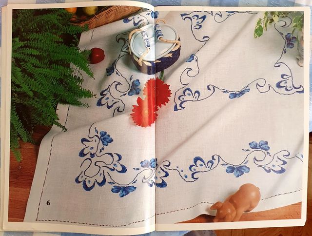 Manteles en punto de cruz por encargo