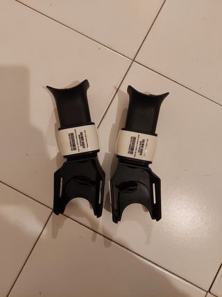 Bugaboo

- Adaptadores

Auto Maxi-Cosi
