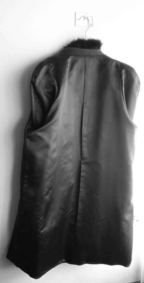 abrigo muy elegante.