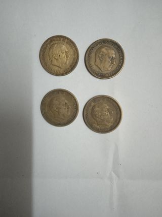  4 monedas de 2.5 pesetas de 1953 