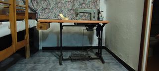 maquina de coser antigua Alfa