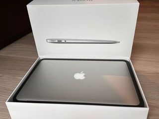 LOTE Apple MacBook+ 2 iphone +tablet