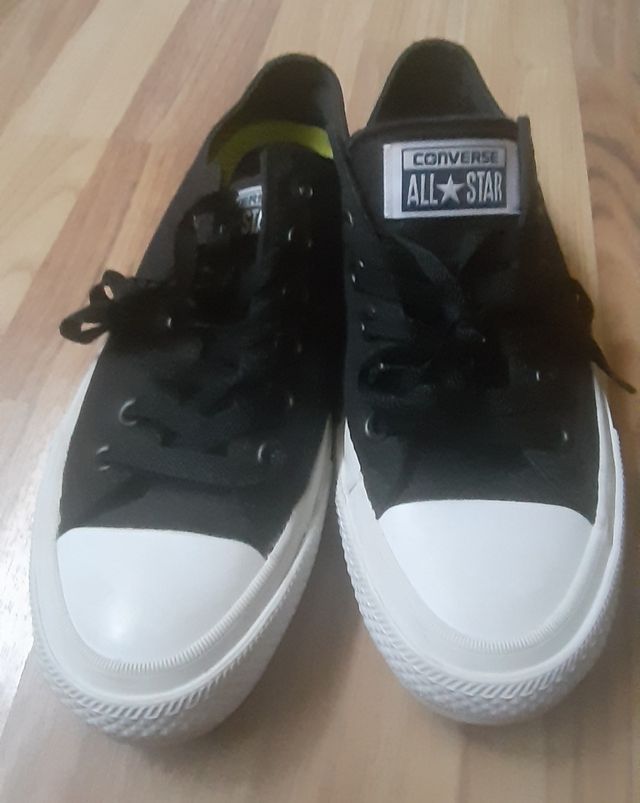 Zapatillas CONVERSE ALL STAR.