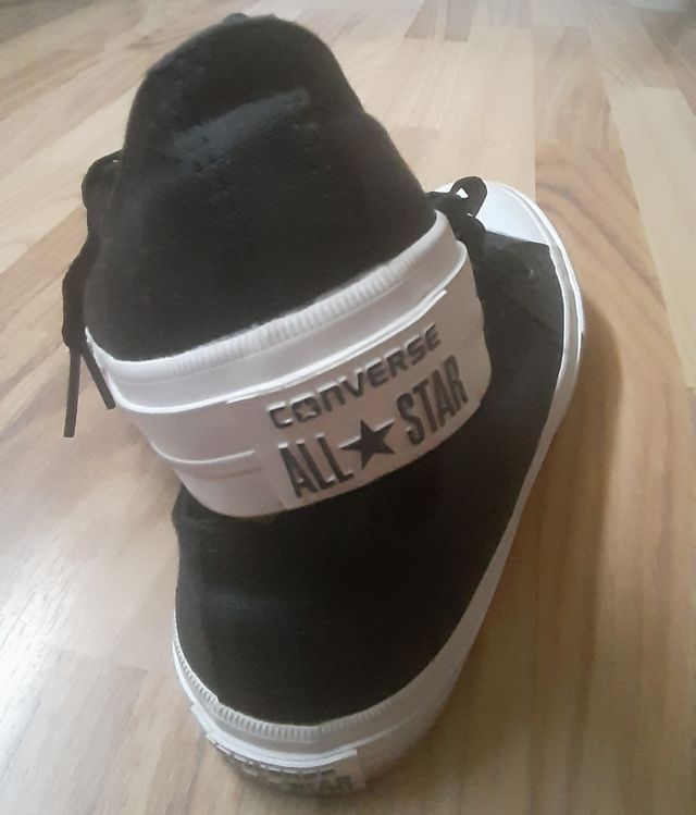 Zapatillas CONVERSE ALL STAR.