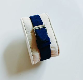 Reloj azul Guess
