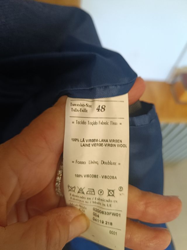 Americana Antonio Miró. Usada en una sola ocasión.