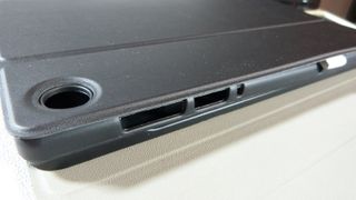 FUNDA-TECLADO BT. LENOVO M10 Y P11
