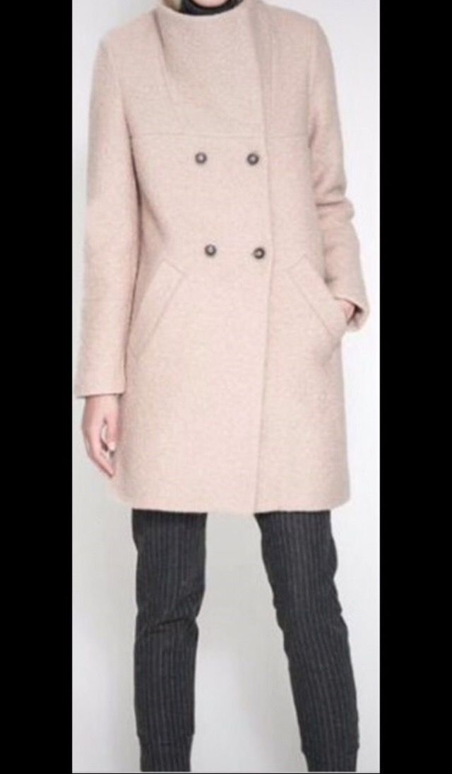 Abrigo rosa de lana de Zara