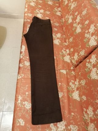 Pantalón de pana fina marrón (talla 42)