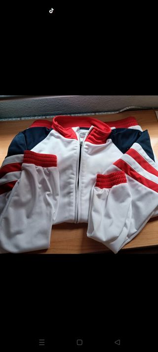 Chándal hombre blanco y azul marino talla M 