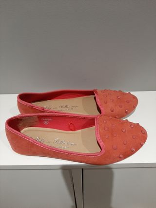Zapato plano con tachuelas n°36