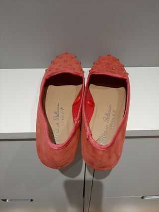 Zapato plano con tachuelas n°36