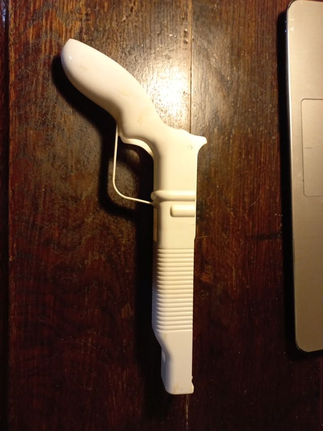 Wii zipper gun