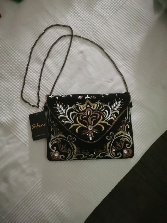 URGENZA!! borsa SITARA IN VELLUTO NERO CON STRASS