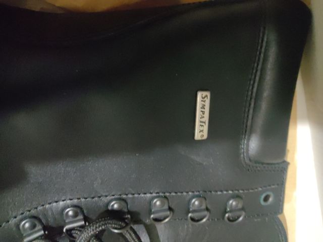 botas piel color negro