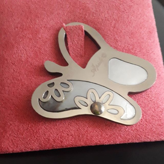 ciondolo farfalla madreperla