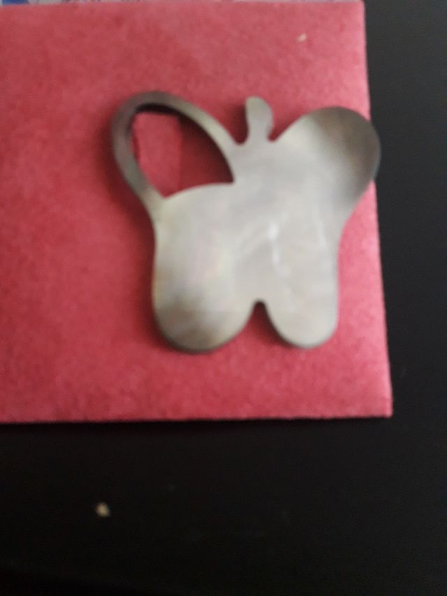 ciondolo farfalla madreperla