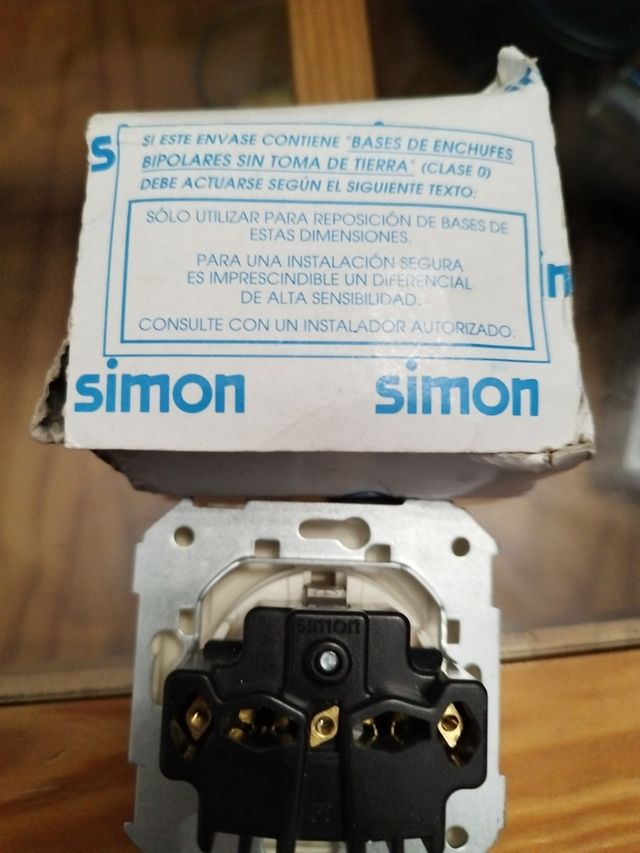 Base enchufe Simon