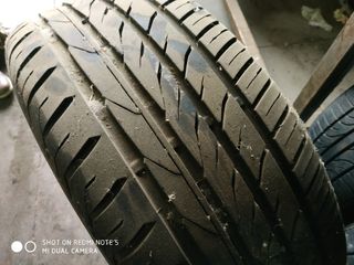 Llantas Ford 5x108 con neumáticos.
