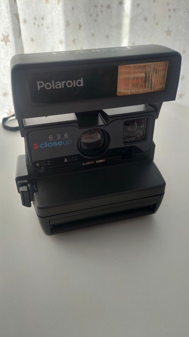 Camara Polaroid 636 closeup