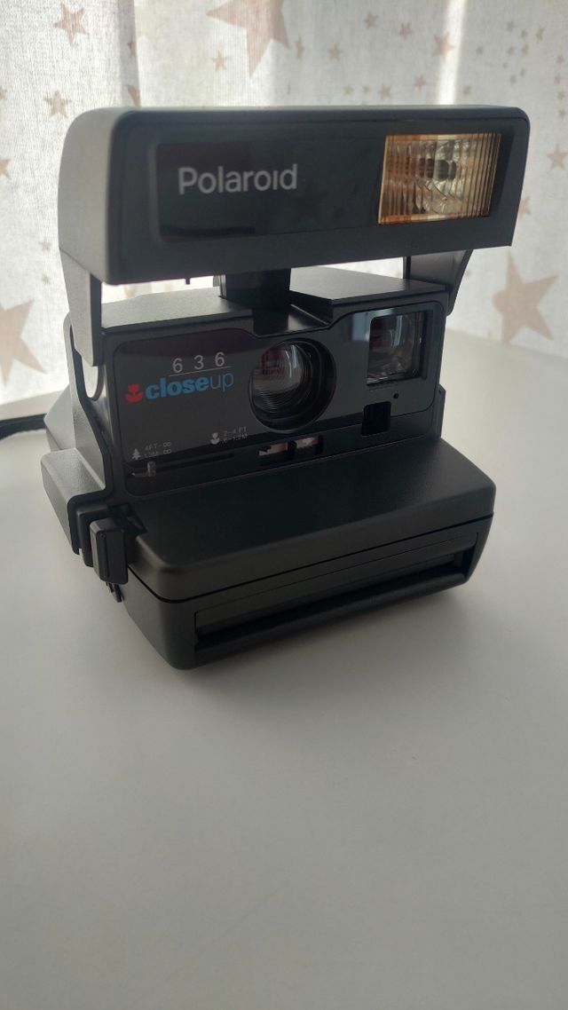 Camara Polaroid 636 closeup